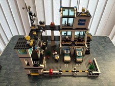 LEGO City 7744 Police Headquarters Building Set with Box and Instructions