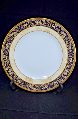 Wedgwood cornucopia accent - cornucopia,
