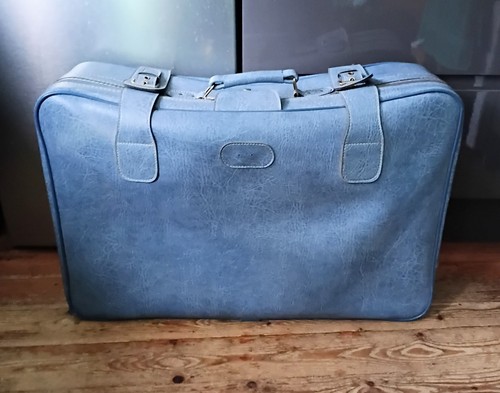 Vintage 1970s 80s blue - , leather