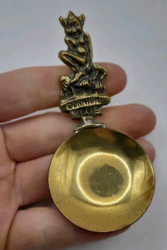Small old vintage solid - small, brass