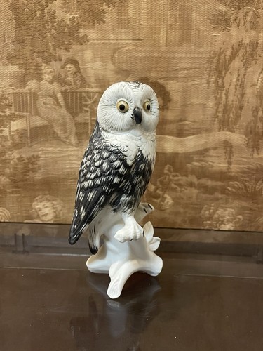 Porcelain owl karl ens hand - owl,