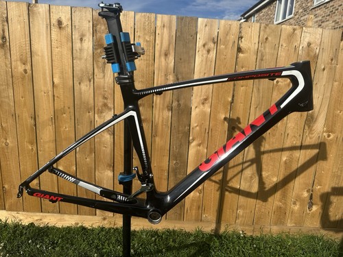 Giant defy composite road bike - road,