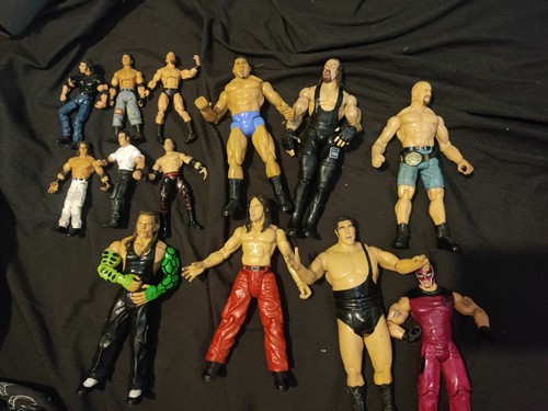 Wwe figures bundle - wwe,