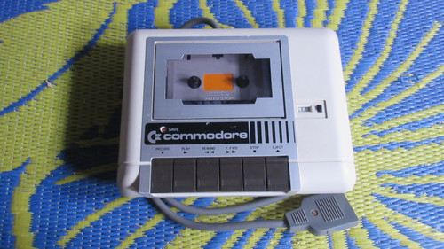 Commodore 128 vic 20 - 64,