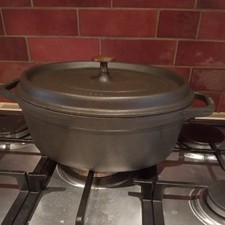 Staub La Cocotte 29 oval Cast