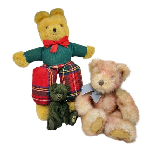 Collectors teddy bears - **,