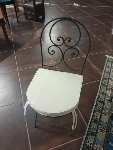 Wrought iron chair with - iron,
