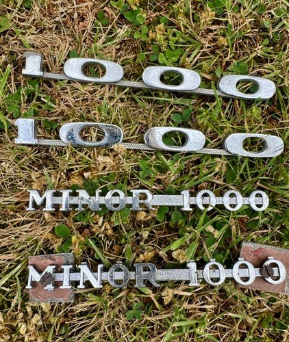 Morris minor 1000 chrome side - 1000,