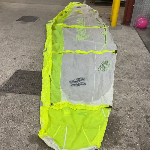 Kiteboarding kite with bag - kite,