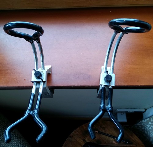 Trolling boat rod rest - ,