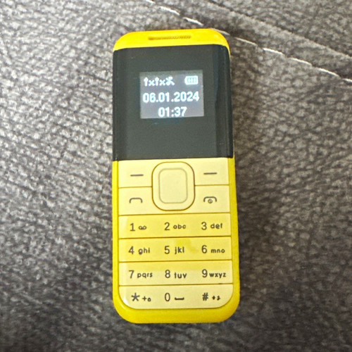 Small phone world smartest - small,