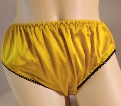 Vintage 60s style bikini panty - style,