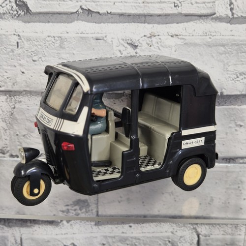 Shinsei tuk - tuk, rickshaw