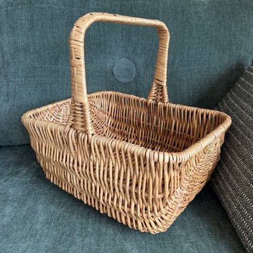 Beautiful wicker shopping - beautiful,