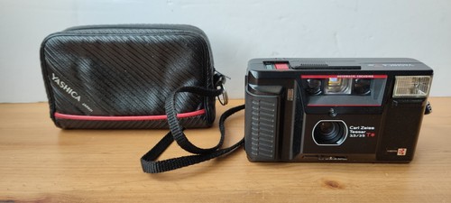 Yashica 35mm film point - yashica,