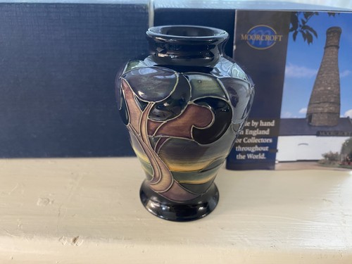 Moorcroft western isles vase - isles,