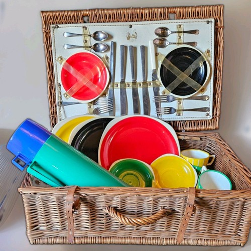 Vintage 1960s welware picnic - welware,