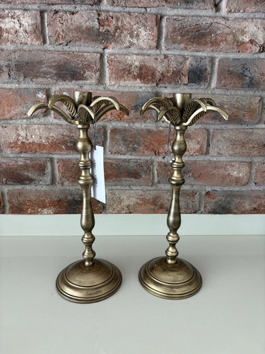 Pair bnwt laura - pair,