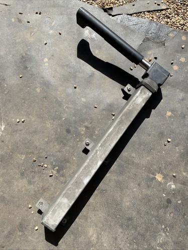 Trailer ramp latch - h&h,