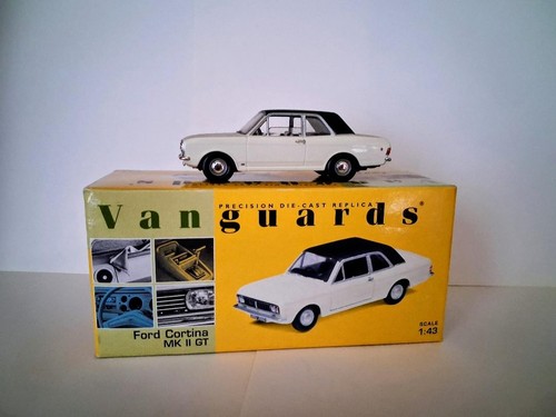Corgi vanguards ford cortina - corgi,