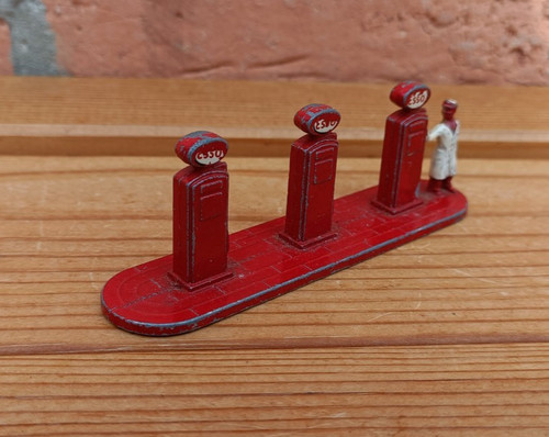 Matchbox petrol pumps - matchbox,