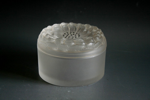 Lalique dahlia glass box - lalique,