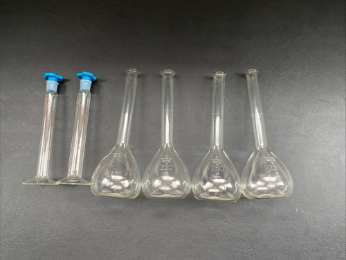 Job lot laboratory glassware - job,
