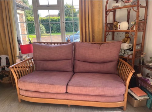 Ercol renaissance style sofa