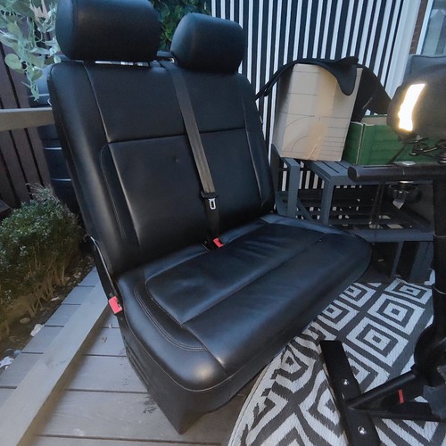 Double passenger seats - double,