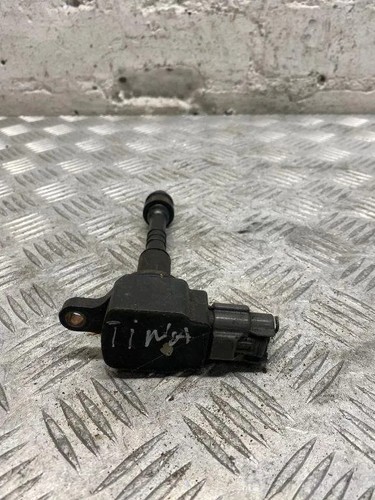 Nissan almera tino v10 - nissan,