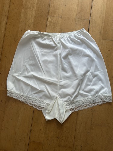 Vintage kayser white - vintage,