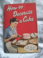 Vintage 1940s  Tala How to Decorate a Cake Book by Anne Anson