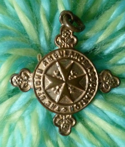 John ambulance medal 437642 - st,