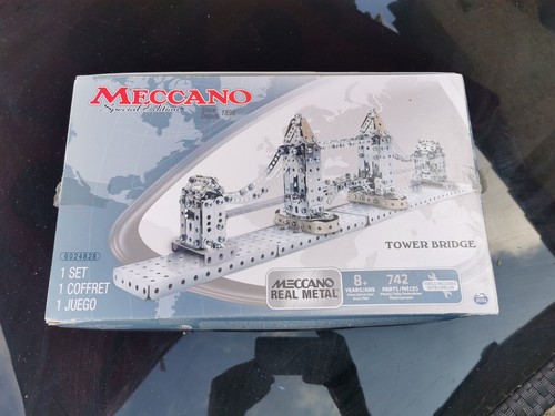 Meccano vintage london - london, tower