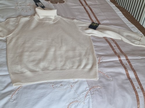 Bnwt with defect - with,