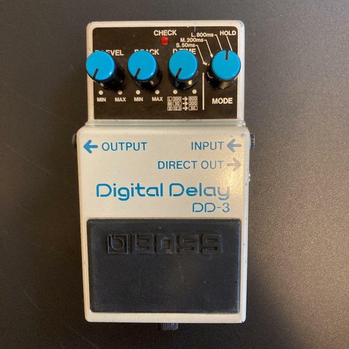 Boss digital delay guitar - dd-3,