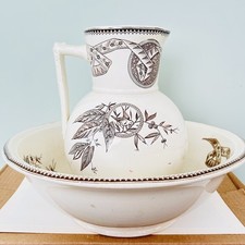 Tako wash pitcher and bowl set
