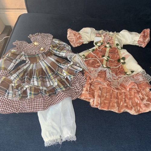 Vintage doll clothes bundle - ,