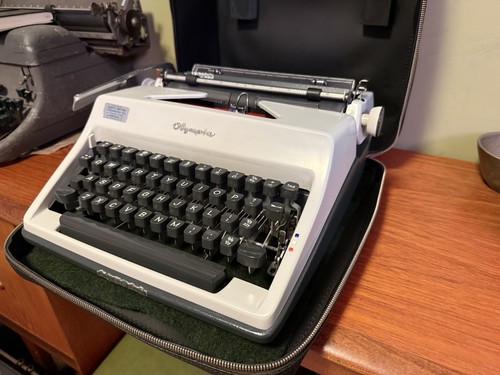 Olympia sm8 portable - olympia,
