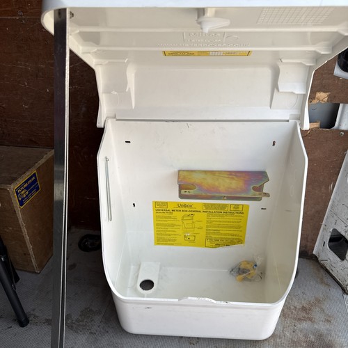 Gas meter box - semi, submergered