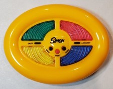 2002 Simon Electronic Game Pocket Edition Partially Works - No Lights