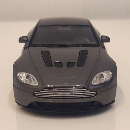 Welly aston martin dbs grey - welly,