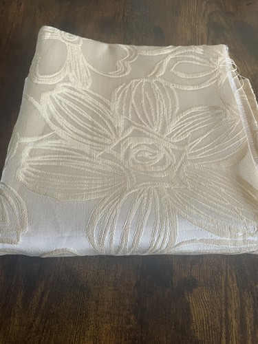 Stunning heavy upholstery - stunning,