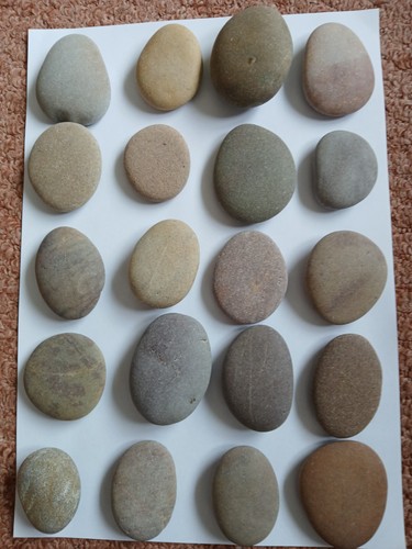 Small smooth pebbles - , for