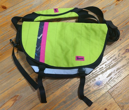 Crumpler the barney rustle - crumpler,