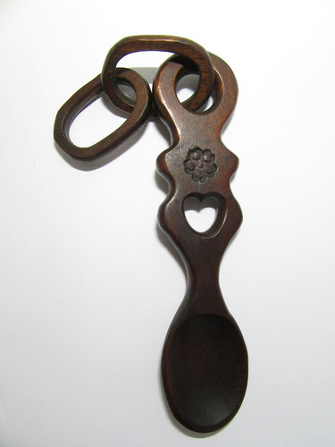 Wooden welsh love - spoon, heart