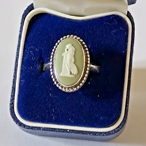 Wedgwood cameo ring - wedgwood,