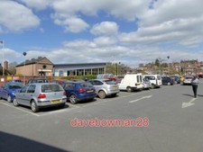 PHOTO  TESCO STORE CAR PARK AND ALDI STORE LUDLOW RIVAL COMPANIES NEXT TO EACH O