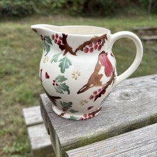 Emma Bridgewater Little Robin Christmas 2021 Half Pint Jug Holly Spongeware