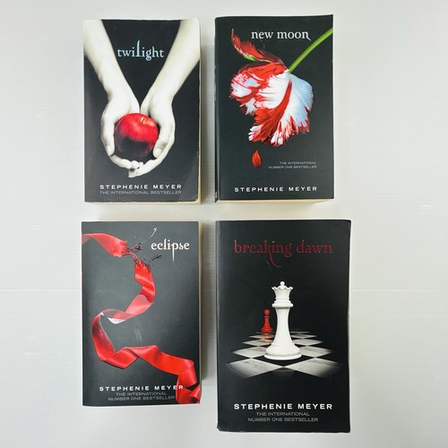 Twilight saga book set - book,